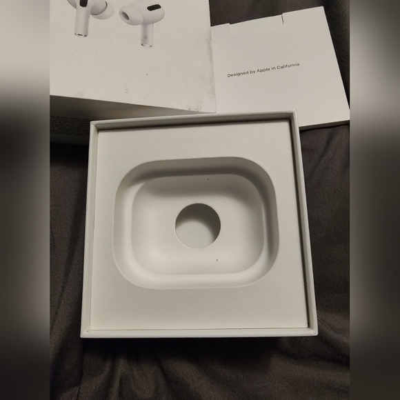 ✨ 3/$10 Apple Airpods Pro White EMPTY BOX AND MANUAL ONLY - Picture 2 of 5